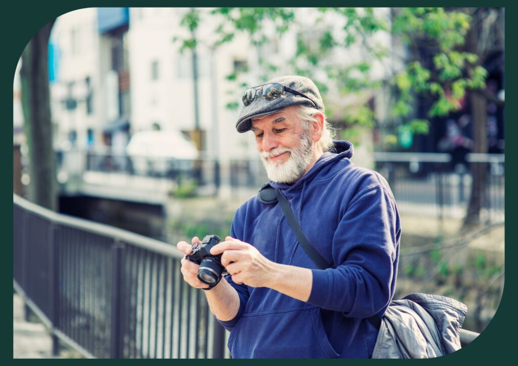 Seniors who love senior travel can turn to travel photography for a chance to make money.
