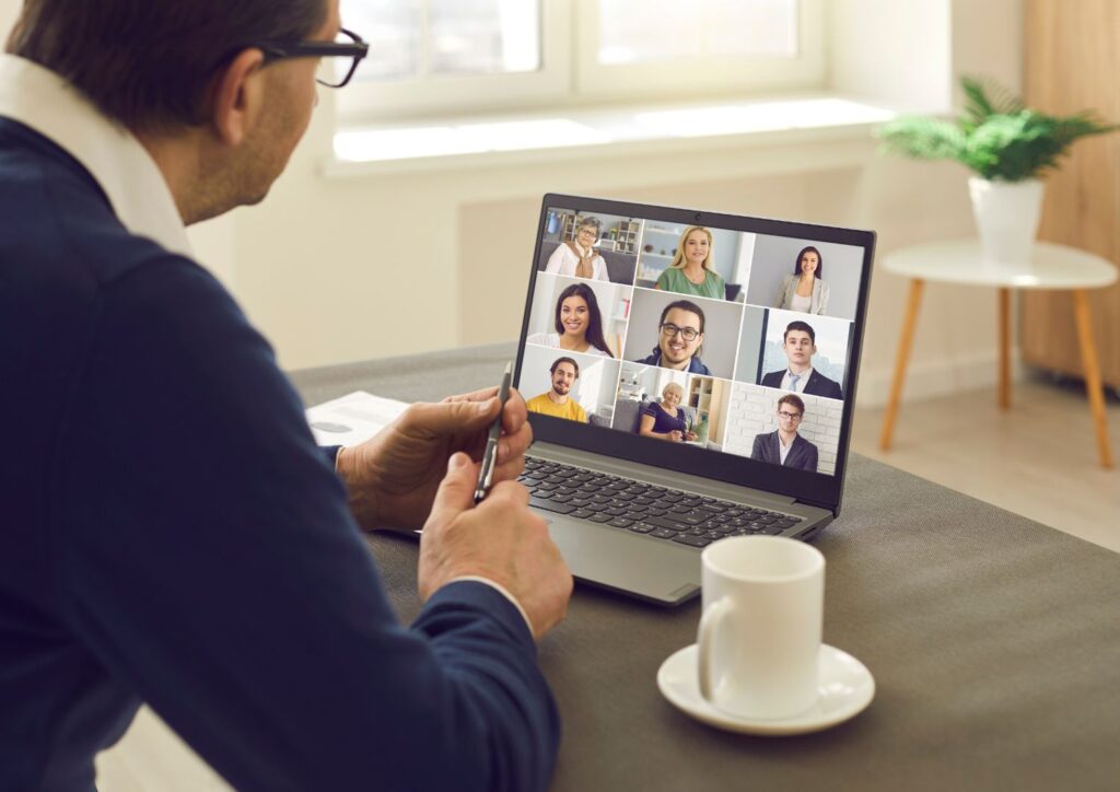 Online courses for seniors enable global learning and connection across diverse backgrounds and continents.