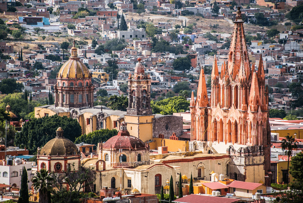 An aerial image of San Miguel de Allende and its cathedral.