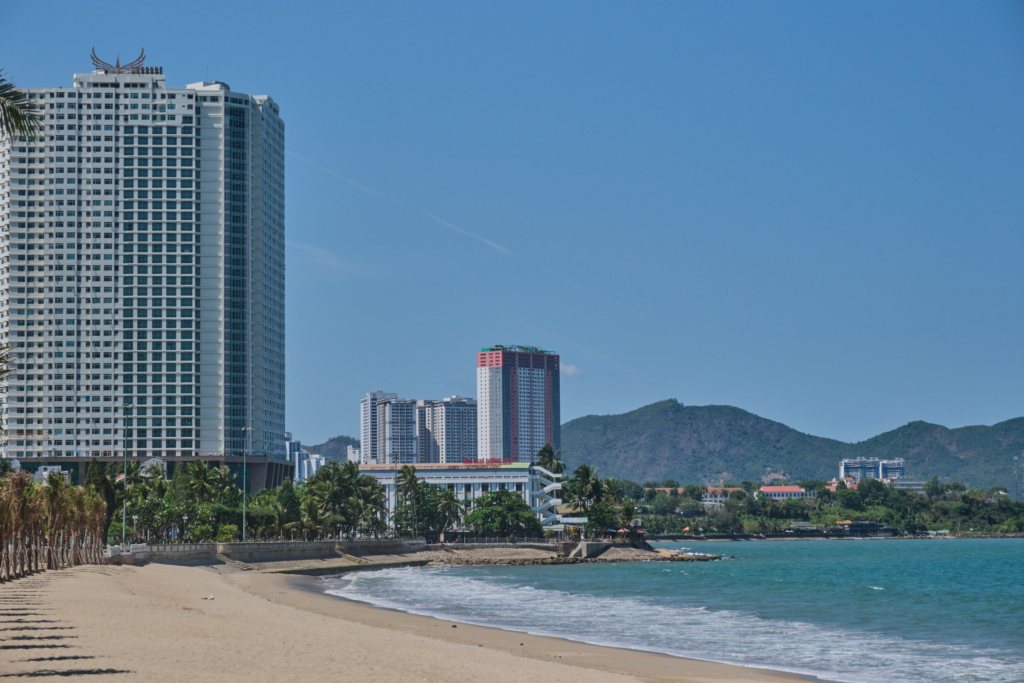 Muong Thanh luxury hotel in Nha Trang offers good accommodations for seniors on a travel holiday to Vietnam.