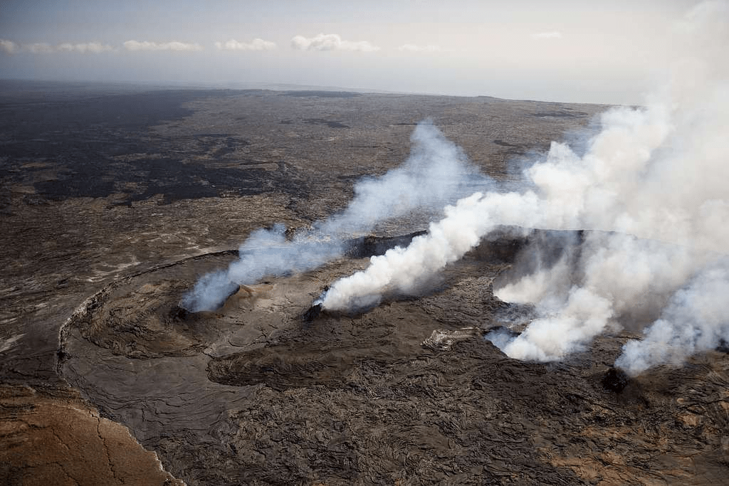 An image of steam vents within the Hawaii Volcanoes National Park.