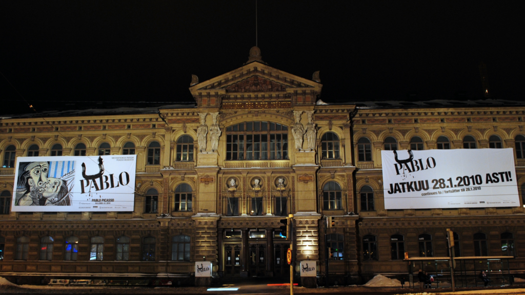 An image of the Ateneum Art Museum.