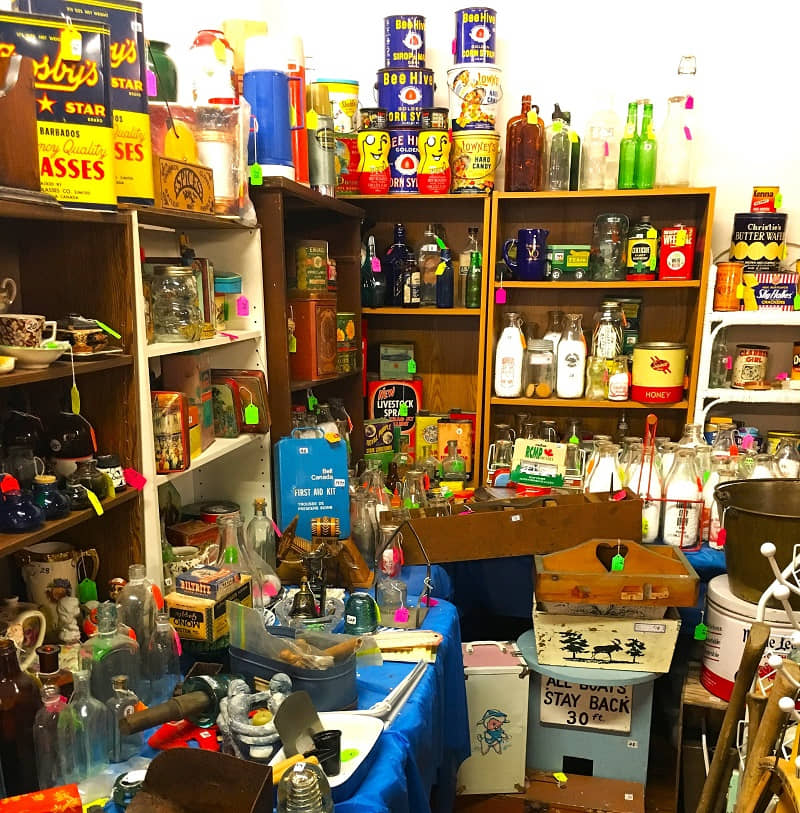 Unlike the collection of antiques for profit, accumulating a satisfying set of antique collectibles need not involve significant investments.