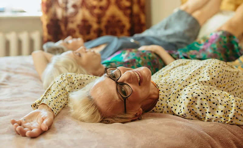 To reap the health benefits of naps in the later stages of life, limit yourself to catnaps of 30 minutes a day.