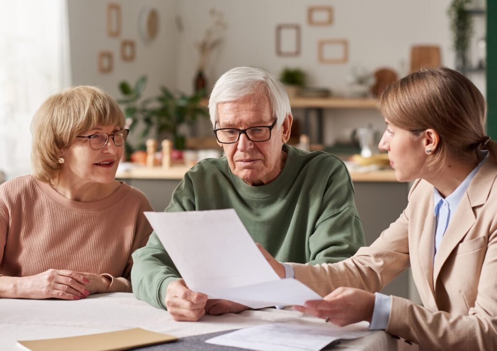 Discussing a will with family