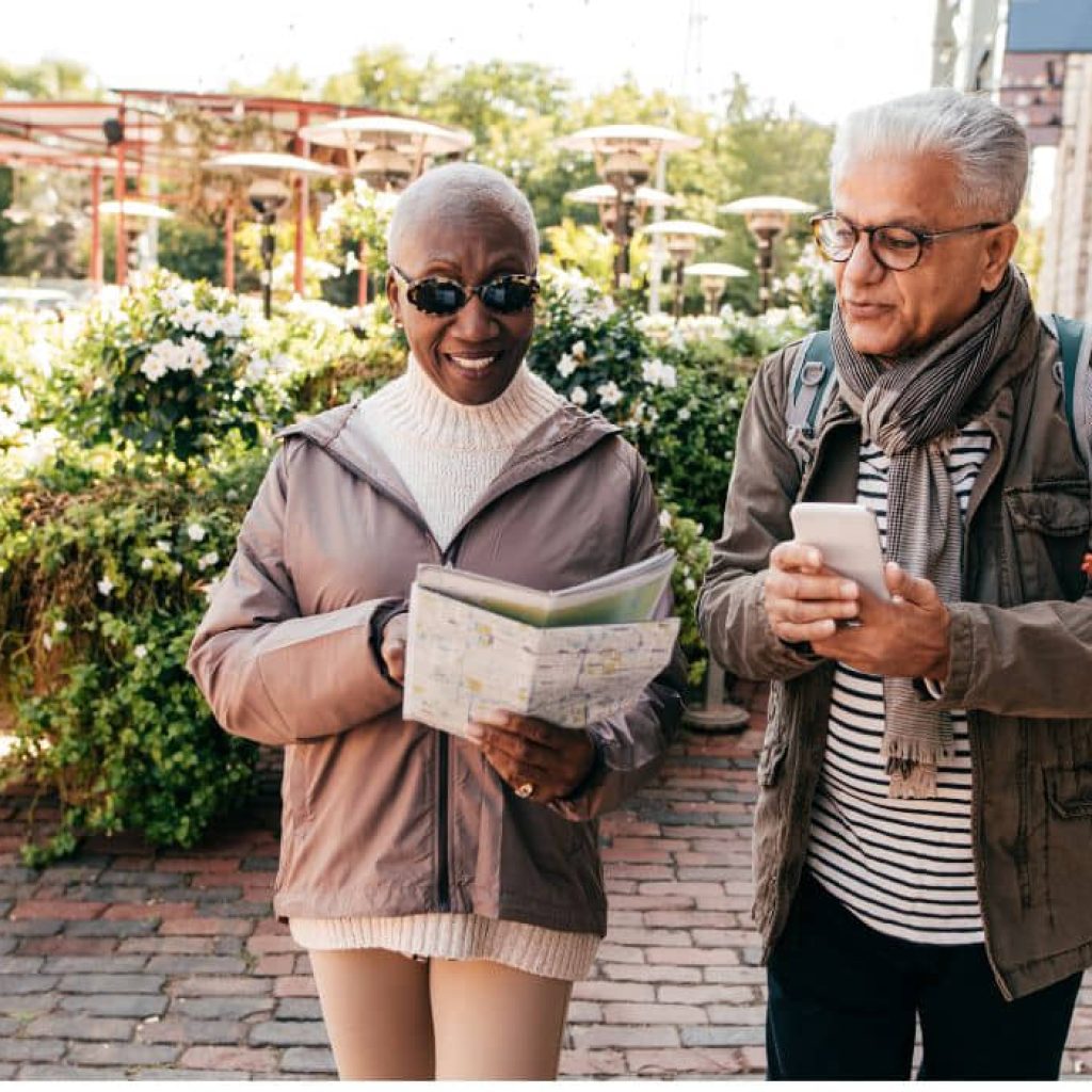 An image of a couple on a senior vacation to Porto.